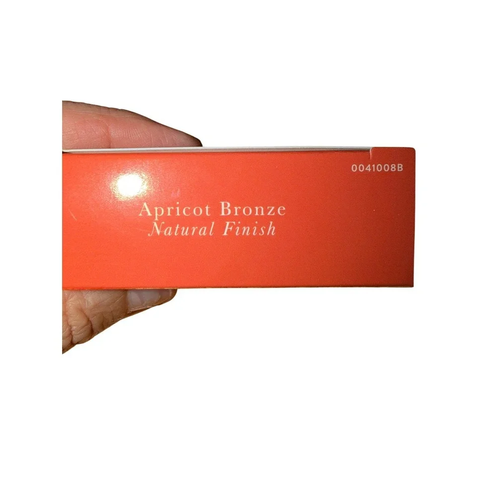 Laura Geller new box